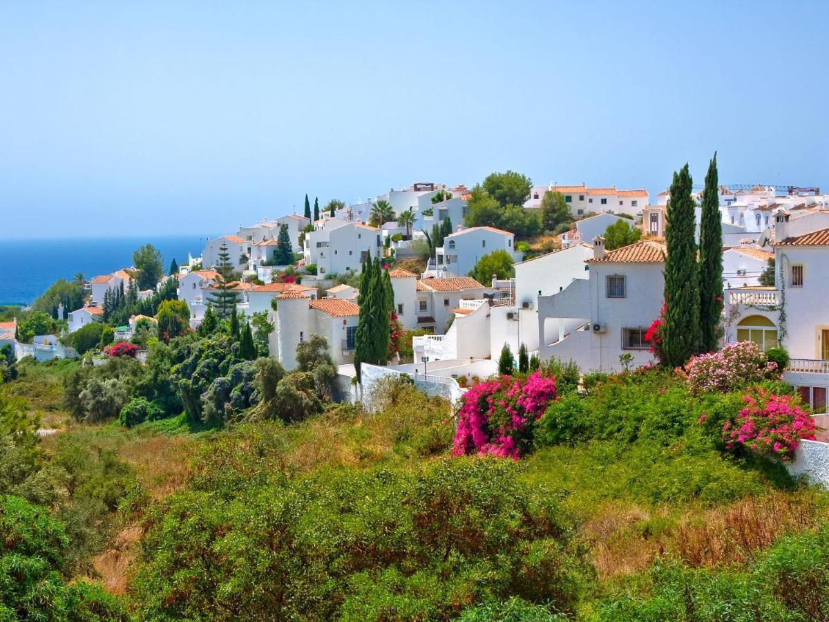 Villa Las Brisas By Interhome Nerja Bagian luar foto